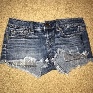 Cutoff denim shorts